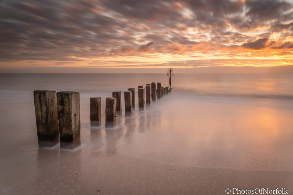 Tranquil mornings and evening on the Norfolk coast lend themselves to long exposure photography Serenade of Seascapes: Mastering the Art of Coastal Photography in Norfolk. Unleash Your Inner Artist: Norfolk's Coastal Photography Secrets REVEALED!
